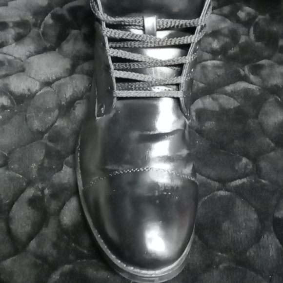 Kenneth Cole unlisted "Break Cover" Cap Toe Boot👢 - Picture 9 of 16